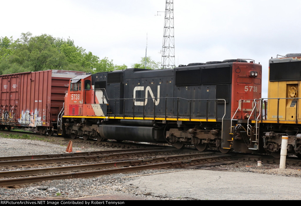 CN 5738